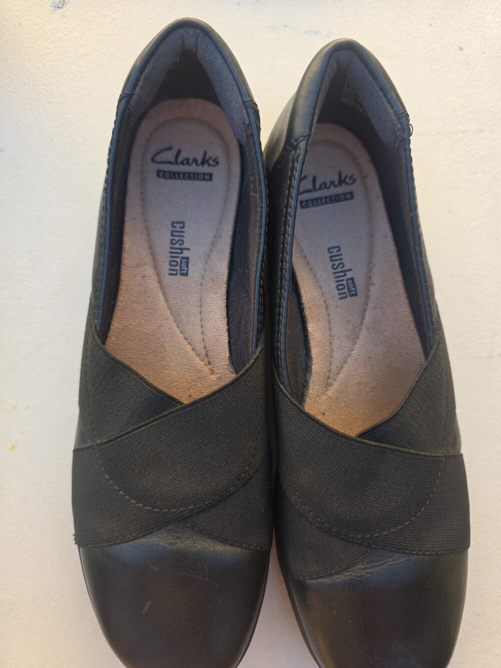 Clarks Collection Women’s Black Leather Comfort Slip on Loafers Size: 8M